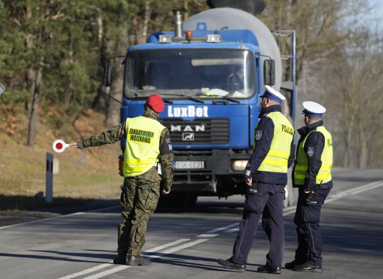Μεταναστευτική κρίση: 267 απόπειρες παράνομης διέλευσης στα σύνορα Λευκορωσίας -Πολωνίας σε 24 ώρες