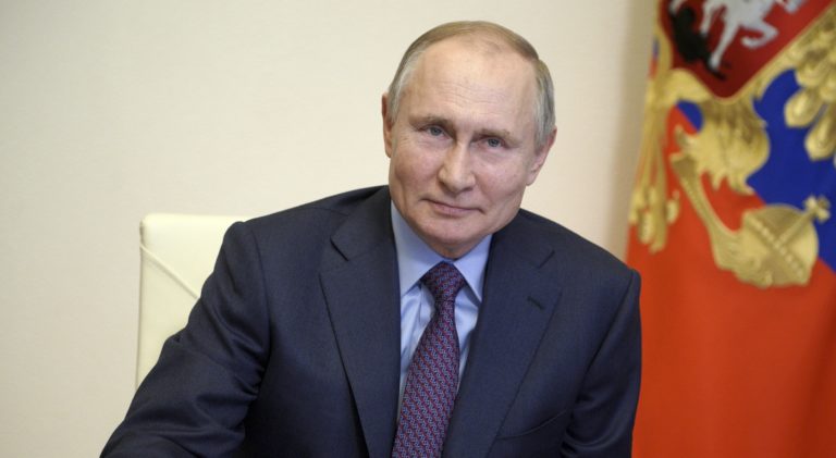 Ρωσία: Τρίτη δόση εμβολίου “Light” για τον Β. Πούτιν