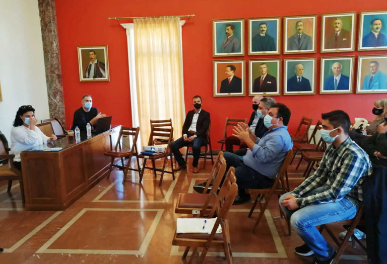 Δήμος Πύργου: Με ένα… «κλικ» να λύνεται το πρόβλημα