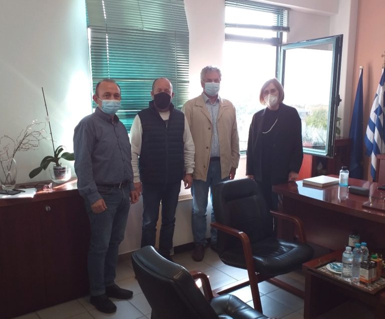 Συνάντηση με την Δ/ντρια Πρωτοβάθμιας είχαν οι δάσκαλοι της Ελασσόνας