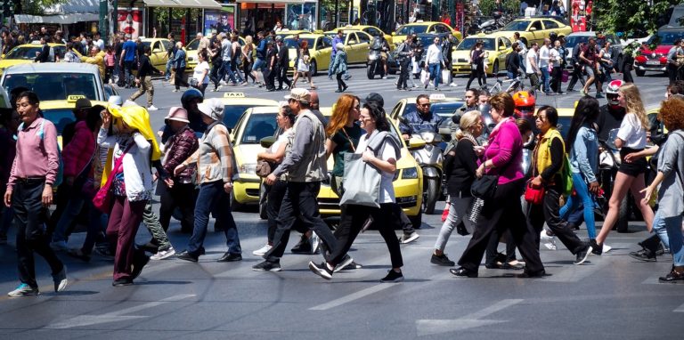 e-EΦΚΑ: Οι προϋποθέσεις για δικαίωμα ασφάλισης σε ανασφάλιστους διαζευγμένους