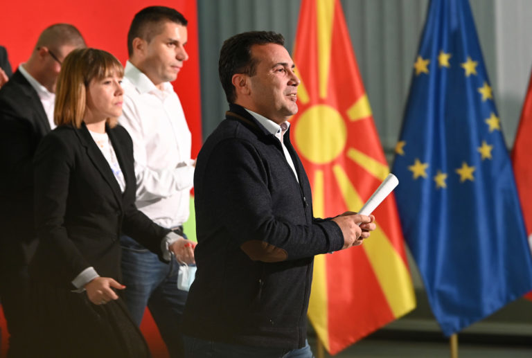 Βόρεια Μακεδονία: Δεν παραιτείται ο Ζάεφ από πρωθυπουργός