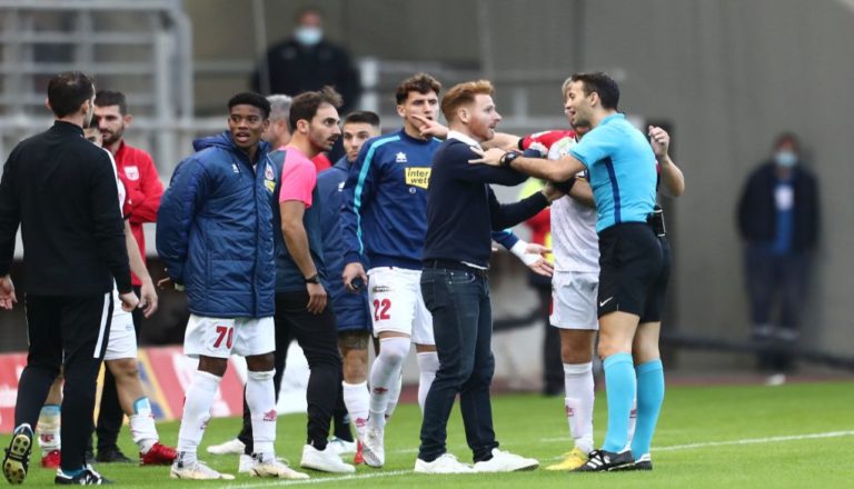 Βόλος: «Οι μεγάλοι ας κάνουν ένα πρωτάθλημα μεταξύ τους κι ας μην προκαλούν αηδία στους φίλους του ποδοσφαίρου»