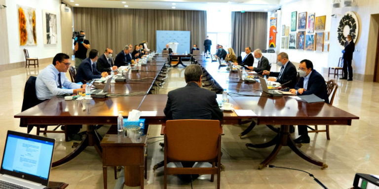 Προβληματισμός και σκέψεις για πρόσθετα μέτρα covid-19 στην Κύπρο