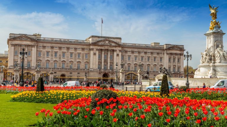 Βρετανία: Το Παλάτι αντιδρά σε πρόγραμμα του BBC