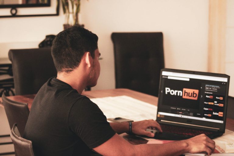 Ξεπέρασε το Pornhub σε επισκεψιμότητα το Amazon και το Netflix – Η νέα κατάταξη