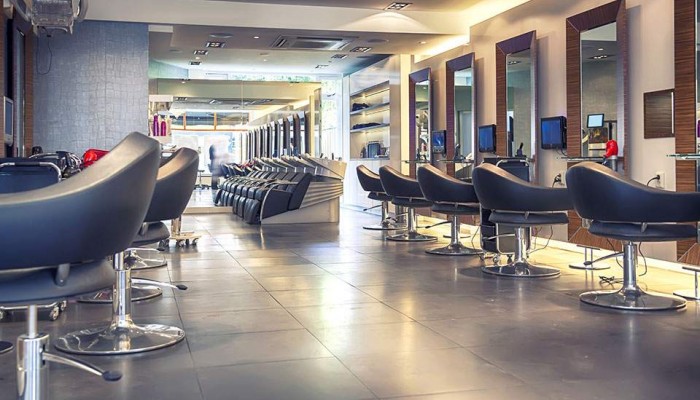 Απεργούν τη Δευτέρα οι κομμωτές των Χανίων για τα νέα μέτρα