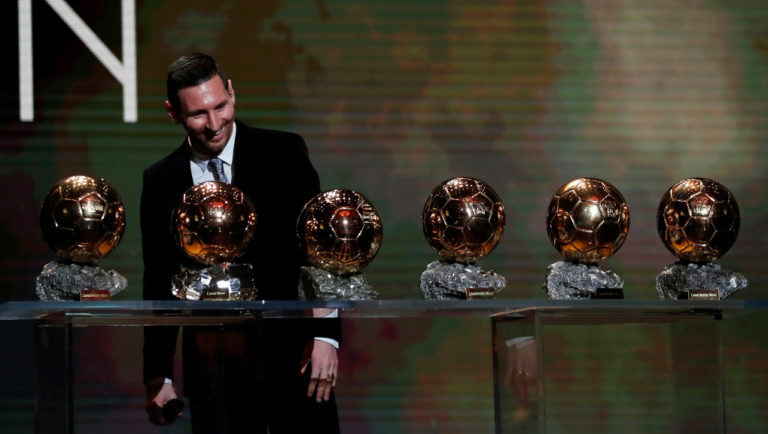 Διαψεύδει η France Football για την κατάκτηση της Χρυσής Μπάλας από τον Μέσι
