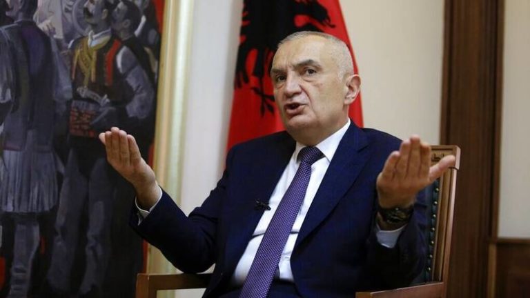 Αίσθηση προκαλούν αποκαλύψεις του Προέδρου της Αλβανίας