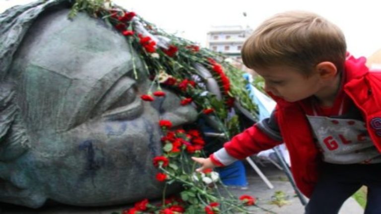 Εκδηλώσεις μνήμης για την εξέγερση του Πολυτεχνείου από τις Ελληνικές Κοινότητες Βερολίνου και Στοκχόλμης