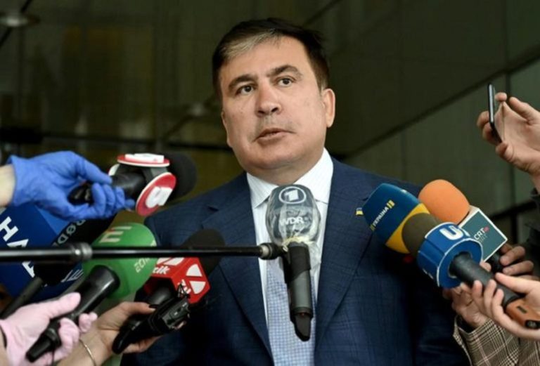Γεωργία: Σε κρίσιμη κατάσταση ο πρώην πρόεδρος Μ. Σαακασβίλι που κάνει απεργία πείνας, δήλωσαν γιατροί
