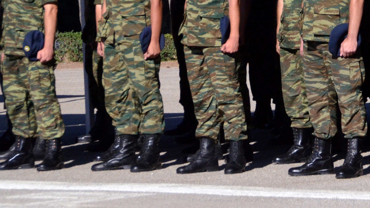 Λάρισα: Η Ένωση Στρατιωτικών ζητά αμετάθετο για τις οικογένειες με μαθητές στη Β’ Λυκείου
