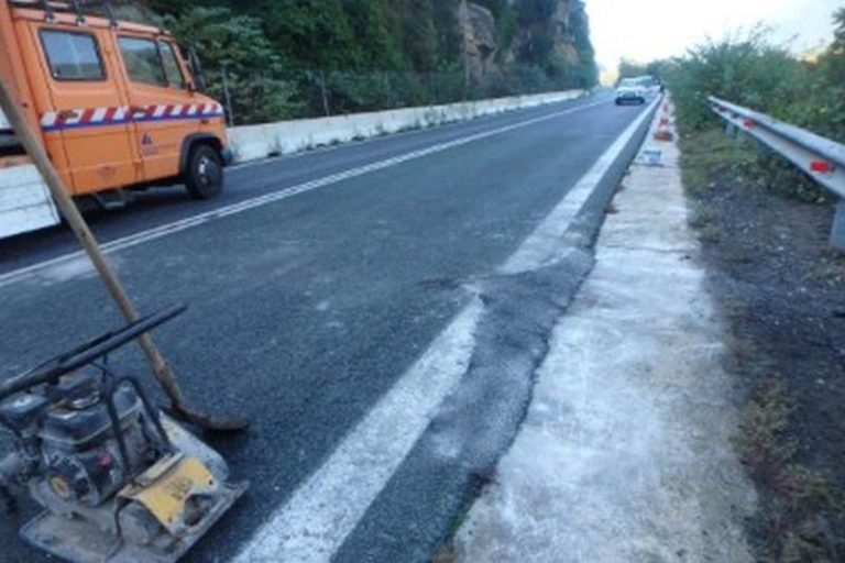 Ανοίγει ξανά για την κυκλοφορία οχημάτων η Π.Ε.Ο στην κοιλάδα των Τεμπών
