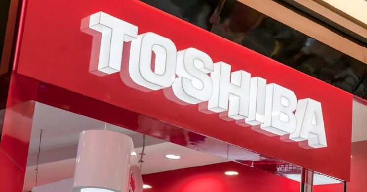Η Toshiba σχεδιάζει να χωριστεί σε τρία μέρη