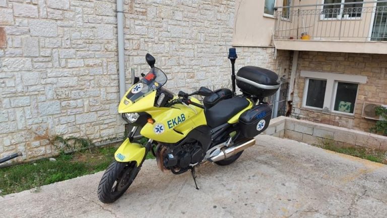 Κέρκυρα: Καθυστέρησε το ασθενοφόρο λόγω ταυτόχρονων περιστατικών – Έφτασε στο νησί η μηχανή του ΕΚΑΒ