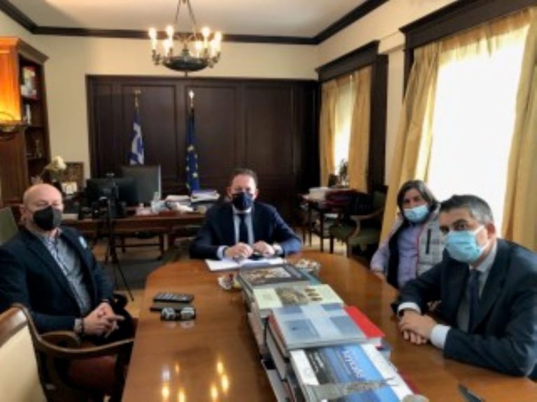 Στον Αναπληρωτή Υπουργό Εσωτερικών Στέλιο Πέτσα ο δήμαρχος Λουτρακίου