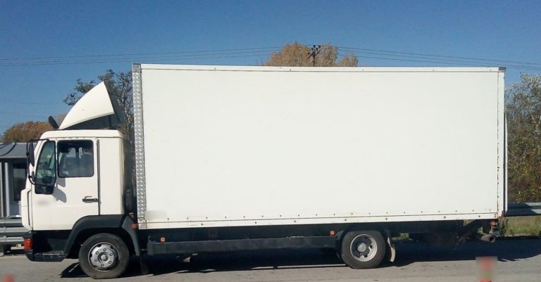 Ορεστιάδα: Μετέφερε σε φορτηγό 8 μετανάστες