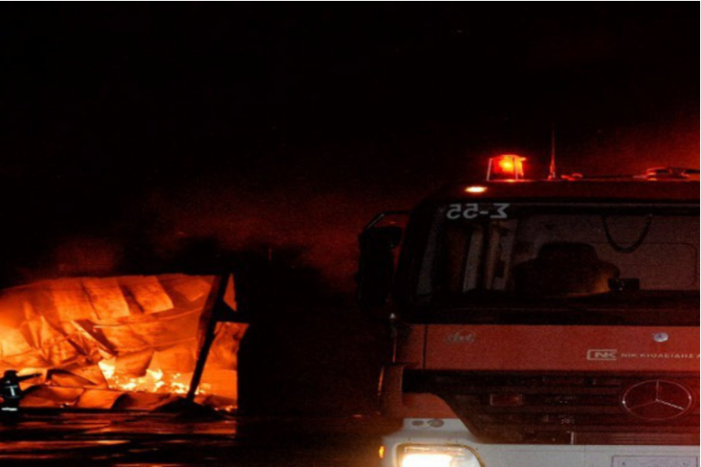 Κιλκίς: Υπό έλεγχο η πυρκαγιά σε εργοστάσιο ανακύκλωσης