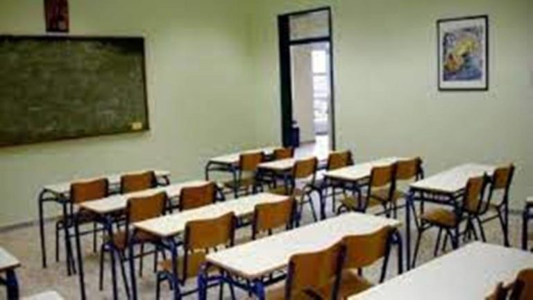 Κοζάνη: Α. Σιδηράς «Να κλείσουν για 15 ή 30 ημέρες τα σχολεία»