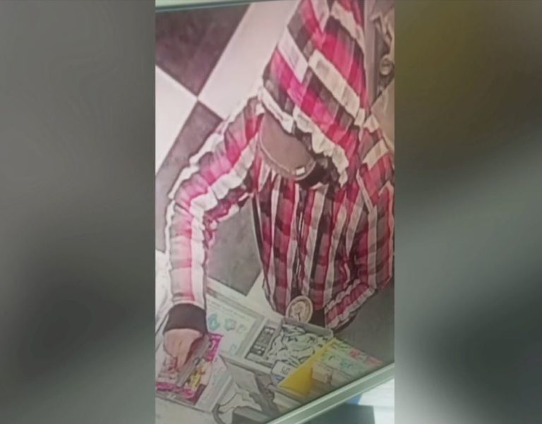 Φονική ληστεία στη Θεσσαλονίκη: Φωτογραφίες ντοκουμέντο ενός εκ των δραστών
