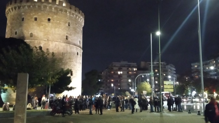 Θεσσαλονίκη: Συγκέντρωση και πορεία κατά του υποχρεωτικού εμβολιασμού