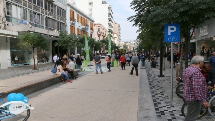 Συγκέντρωση σωματείων ενάντια στην κατάργηση της κυριακάτικης αργίας στη Θεσσαλονίκη
