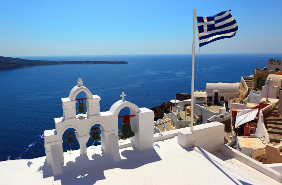 «Απόβαση» τουριστών στην Ελλάδα – «Ψηφίζουν» ελληνικά νησιά και οι Τούρκοι