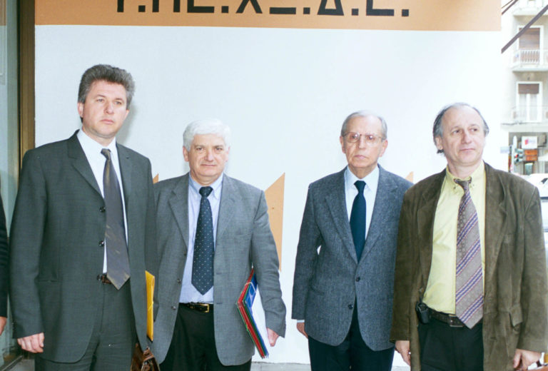 Σε ηλικία 96 ετών πέθανε ο πρώην υπουργός Υγείας του ΠΑΣΟΚ Γιάννης Φλώρος