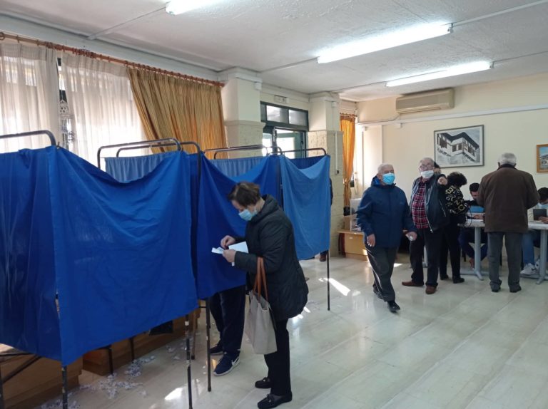 Μαγνησία: Μεγάλη προσέλευση στις εσωκομματικές εκλογές του ΚΙΝΑΛ