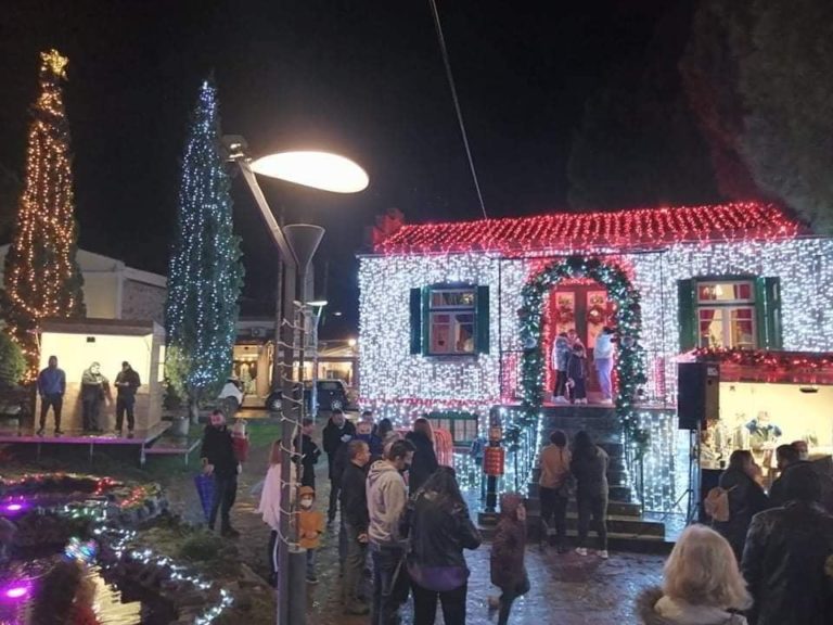 Λέσβος: “Σπιτάκι του Άη Βασίλη” στην Καλλονή και “Χεροκάμωτο Χωριό” στο Μόλυβο (εικόνες)