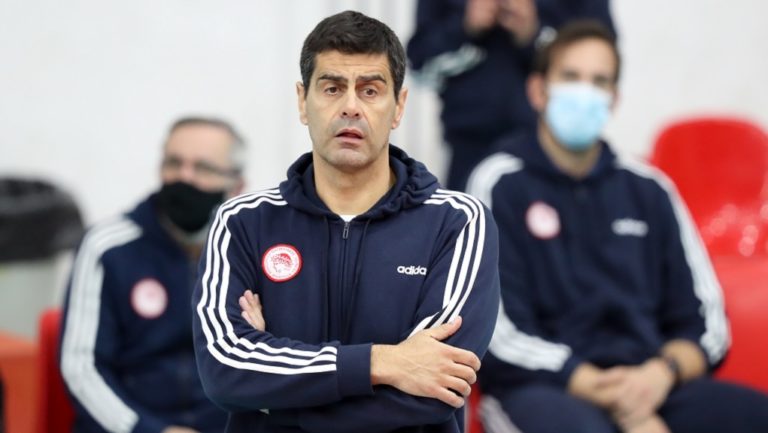 Ολυμπιακός: Παραιτήθηκε ο Δ. Καζάζης