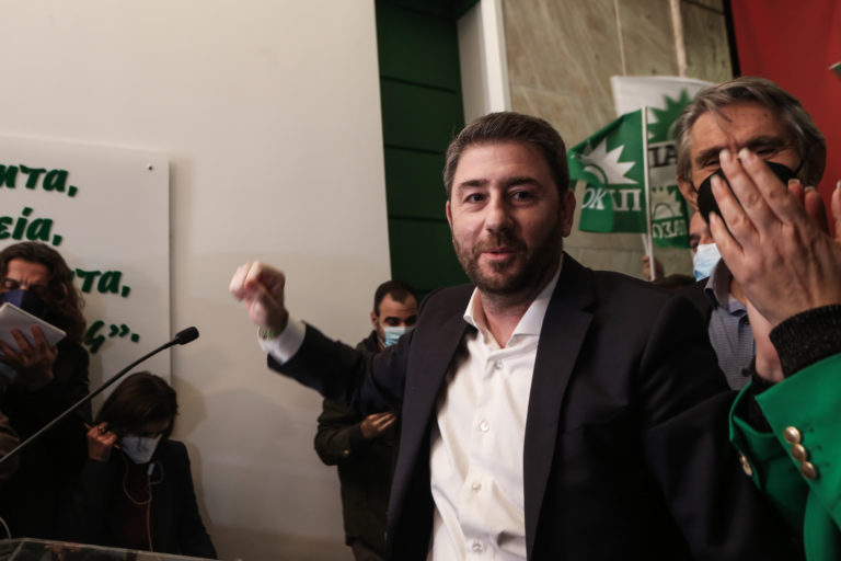 Live η ανάληψη της ηγεσίας του ΚΙΝ.ΑΛ από τον Νίκο Ανδρουλάκη