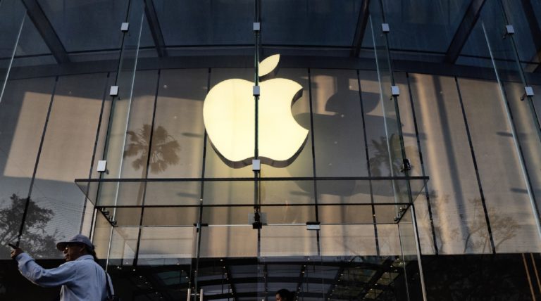 Apple: Προβλέπουν εκτίναξη 36% στα έσοδα από υπηρεσίες gaming και μουσικής τα επόμενα τρία χρόνια