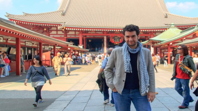 «Ένας Έλληνας στο Edo» – Ο καθηγητής Στ. Πρεζεράκος ξεκλειδώνει «μυστικά» του Τόκιο σ’ ένα βιβλίο