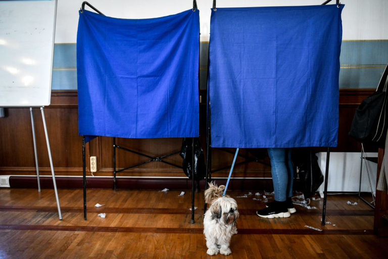 Εκλογές ΚΙΝΑΛ: Συμμετοχή ρεκόρ με πάνω από 260.000 ψηφοφόρους