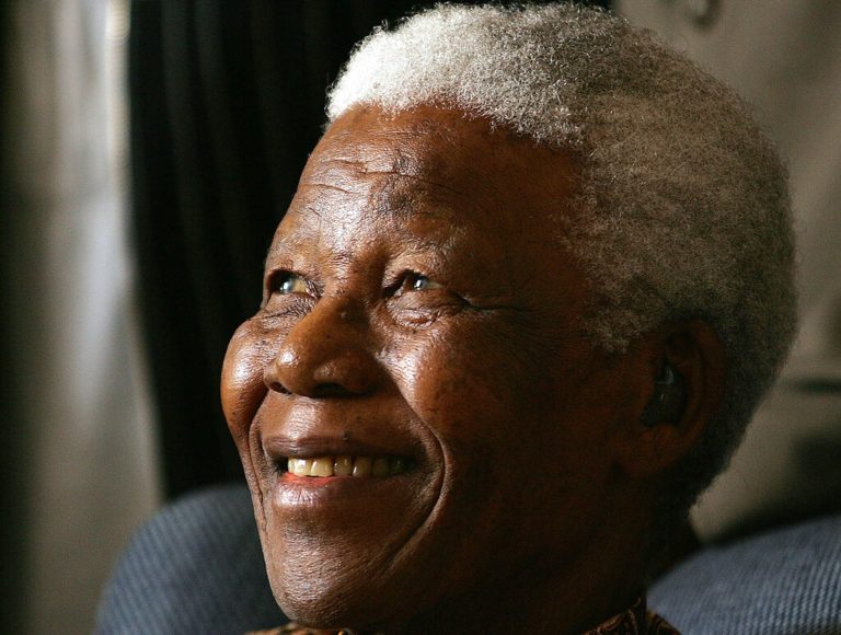 Ν. Αφρική: Οργή για το σχέδιο οίκου δημοπρασιών να πουλήσει το κλειδί του κελιού του Νέλσον Μαντέλα