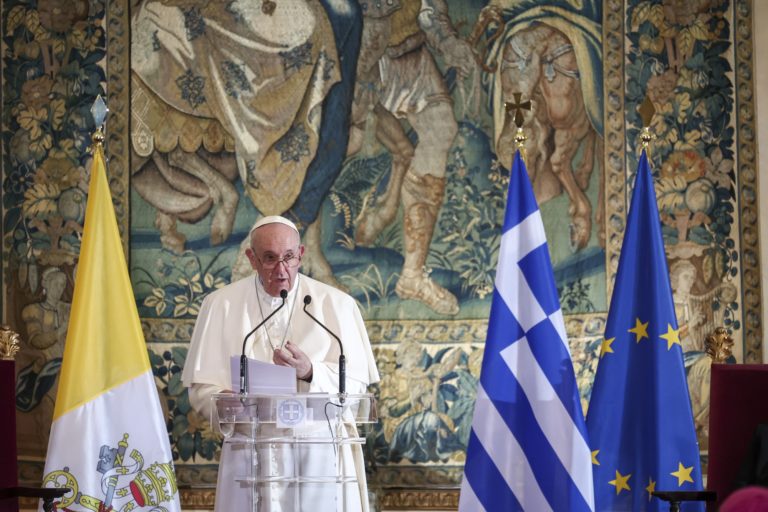 Στη Λέσβο την Κυριακή ο Πάπας Φραγκίσκος – Μηνύματα με πανανθρώπινο συμβολισμό