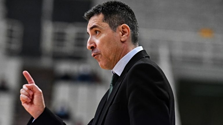 Πρίφτης: «Να διαχειριστούμε τα κρούσματα, ξεχωριστό παιχνίδι εκείνο ενάντια στον Ολυμπιακό»