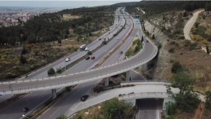 Περιφερειακή Θεσσαλονίκης: Μποτιλιάρισμα χιλιομέτρων έπειτα από σύγκρουση δύο οχημάτων