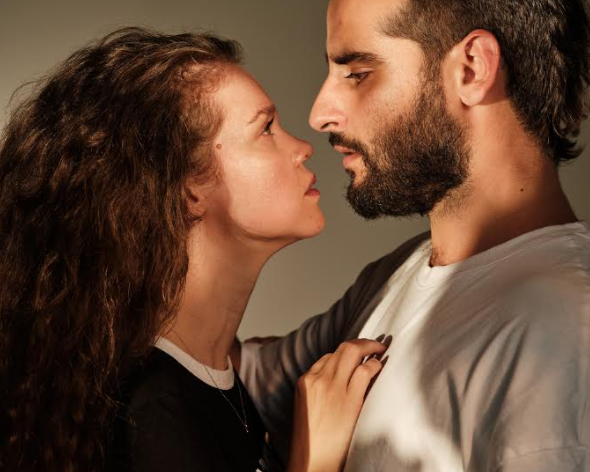 Θεσσαλονίκη: «Οι κάτω απ’ τ’ αστέρια» επιστρέφουν στο θέατρο Αυλαία