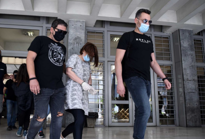 Θεσσαλονίκη: Ξεκινά η δίκη για την δολοφονία του 49χρονου στον Εύοσμο – Κατηγορούμενες η εν διαστάσει σύζυγός του και η κόρη του