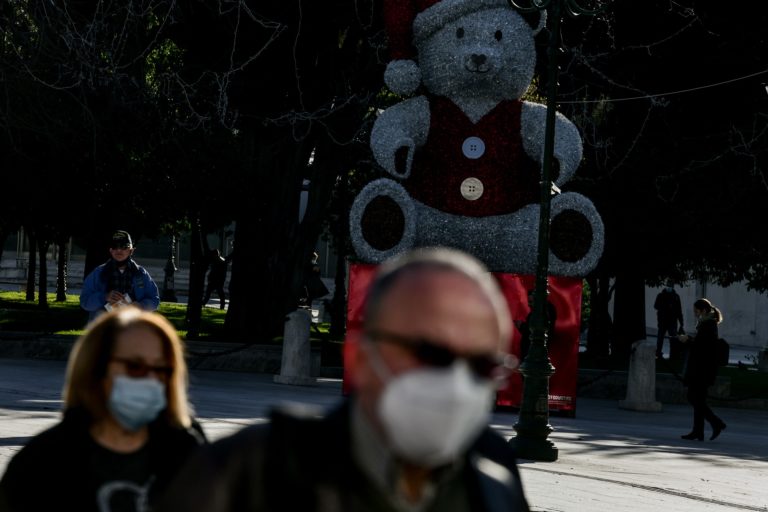 Υποχρεωτικός εμβολιασμός: Παρεμβάσεις ενόψει εορτών