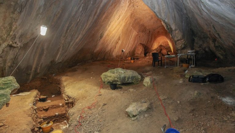 Ξεκίνησαν οι αρχαιολογικές έρευνες στο σπήλαιο της Μαρώνειας