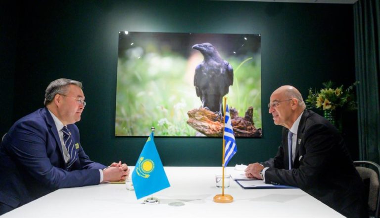 Οι διμερείς σχέσεις Ελλάδας-Καζακστάν και η συνεργασία τους στο επίκεντρο της συνάντηση των δύο ΥΠΕΞ