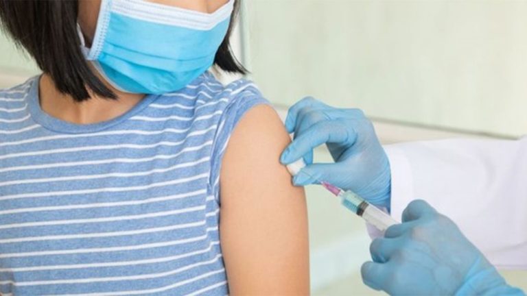 Πάνω από 29.000 παιδιά 5 -11 ετών έκλεισαν ραντεβού για εμβολιασμό