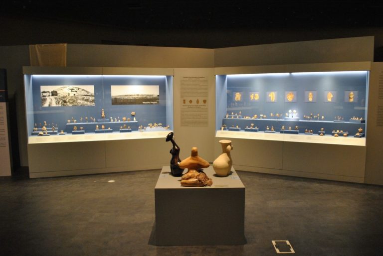 Τελευταίες ξεναγήσεις για την έκθεση “Ειδώλιο” στο Διαχρονικό Μουσείο Λάρισας