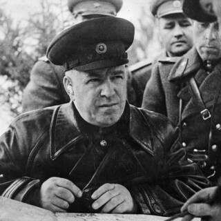 Ρωσία: 125 χρόνια από τη γέννηση του Ζούκοφ του “Στρατάρχη της Νίκης”