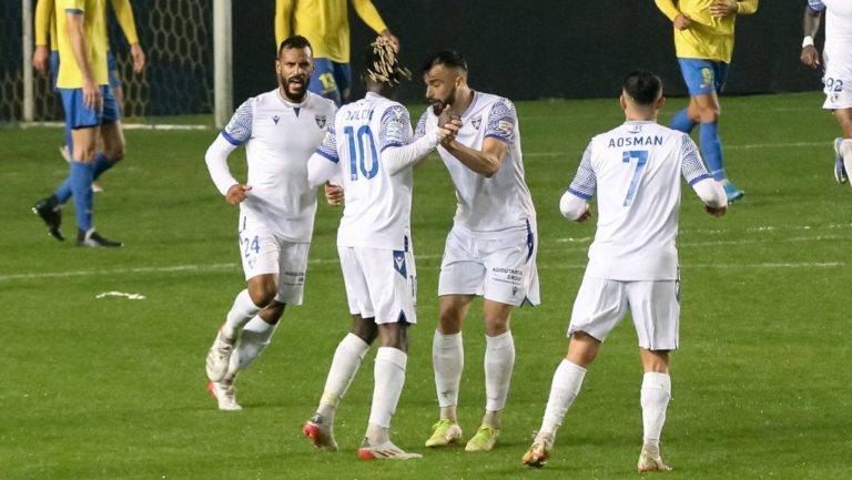 Παλικαρίσια ισοφάριση για τον Ιωνικό, 2-2 με τον Παναιτωλικό στο φινάλε του αγώνα (highlights)