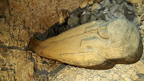 Αίγυπτος: Σύλληψη συμμορίας αρχαιολογικών ανασκαφών οδηγεί σε τεράστια ανακάλυψη