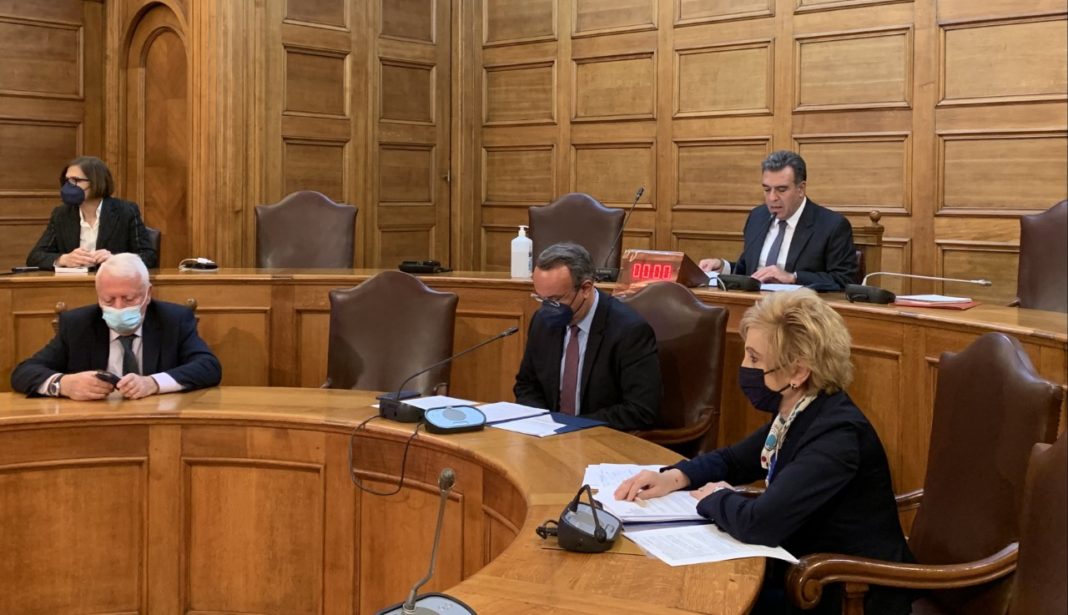 Ενημέρωση για την απόφαση του Ecofin για τους μειωμένους συντελεστές ΦΠΑ στη Βουλή Ενημέρωση για την απόφαση του Ecofin για τους μειωμένους συντελεστές ΦΠΑ στη Βουλή